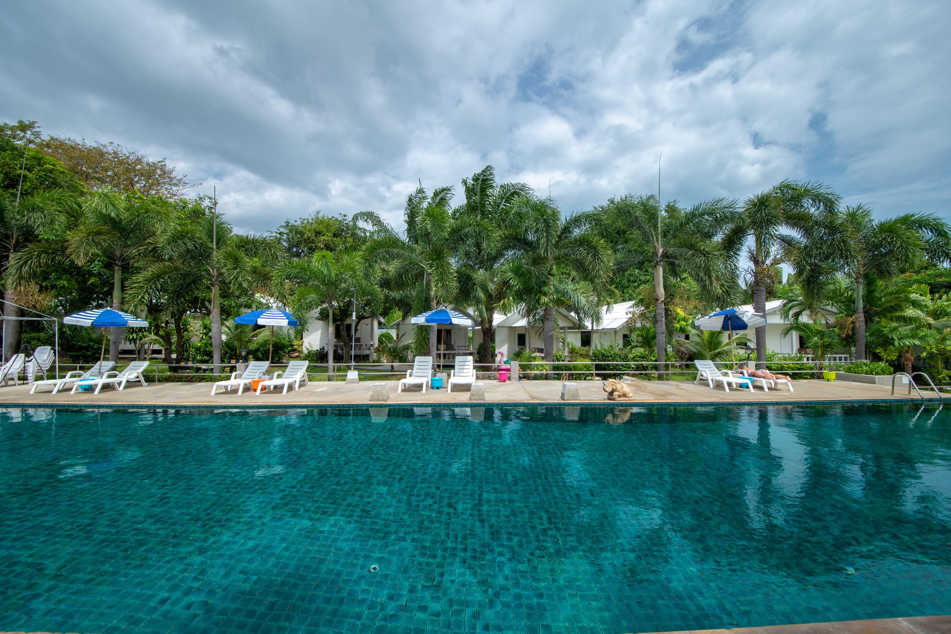 Bay Beach Resort Choeng Mon Exterior photo